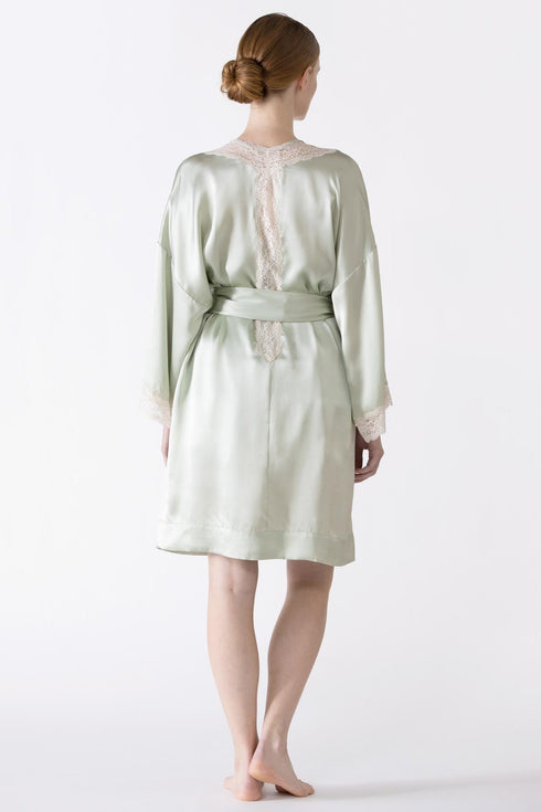 Nk Imode Gardenia Lace Trim Short Silk Kimono